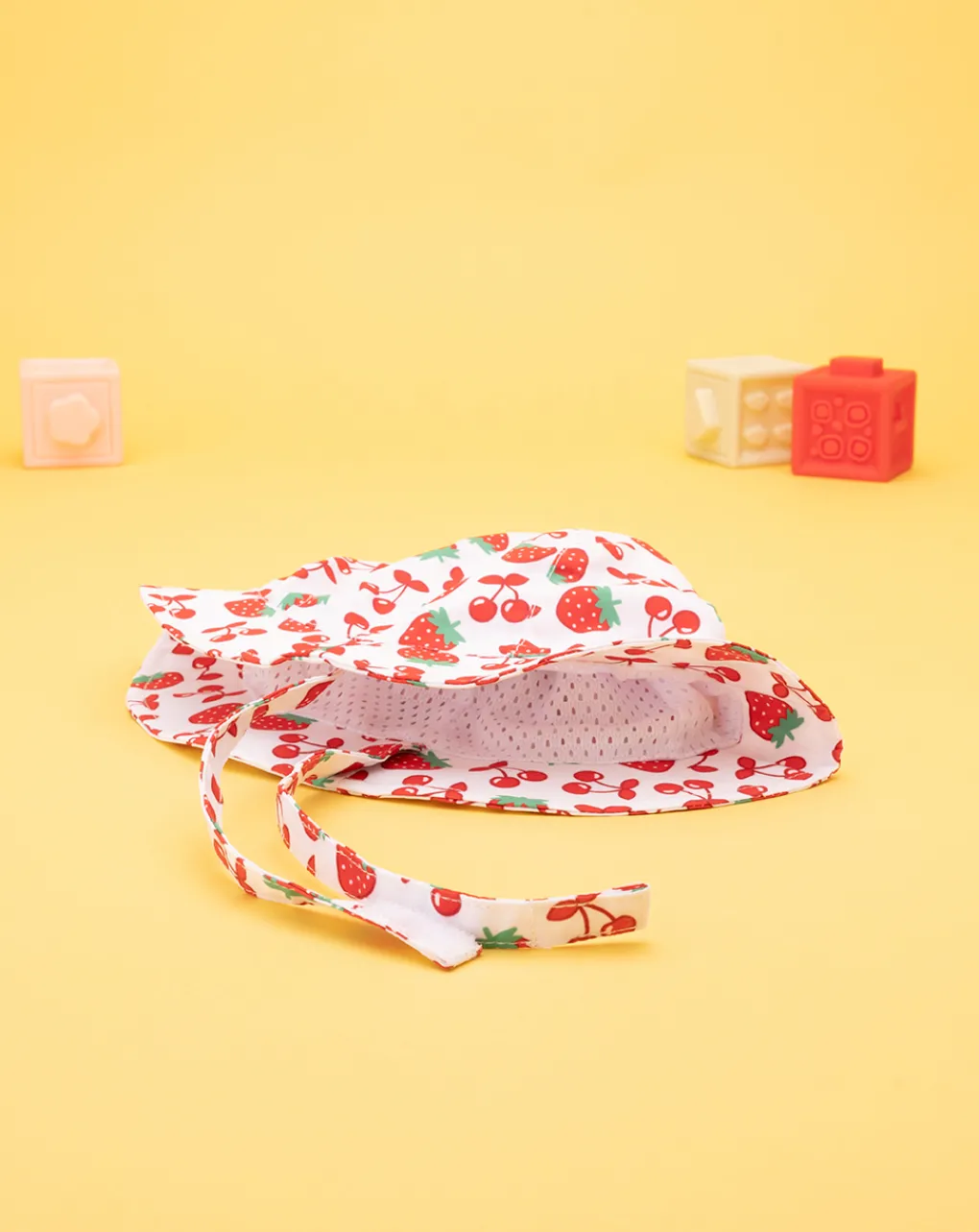 Prenatal Cappellini Cuffiette E Muffole-Cappello Estivo Bimba "Fragole”