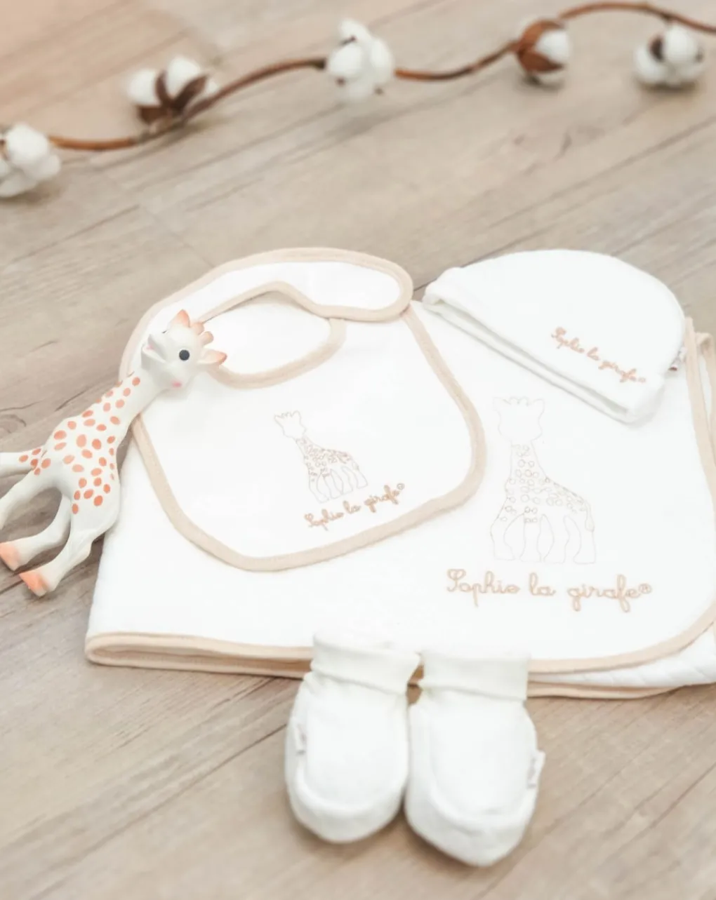 SOPHIE LA GIRAFE Giochi Primi Mesi-Il Mio Primo Corredo Di Nascita So’Pure . Cotone 100% Biologico - Vulli