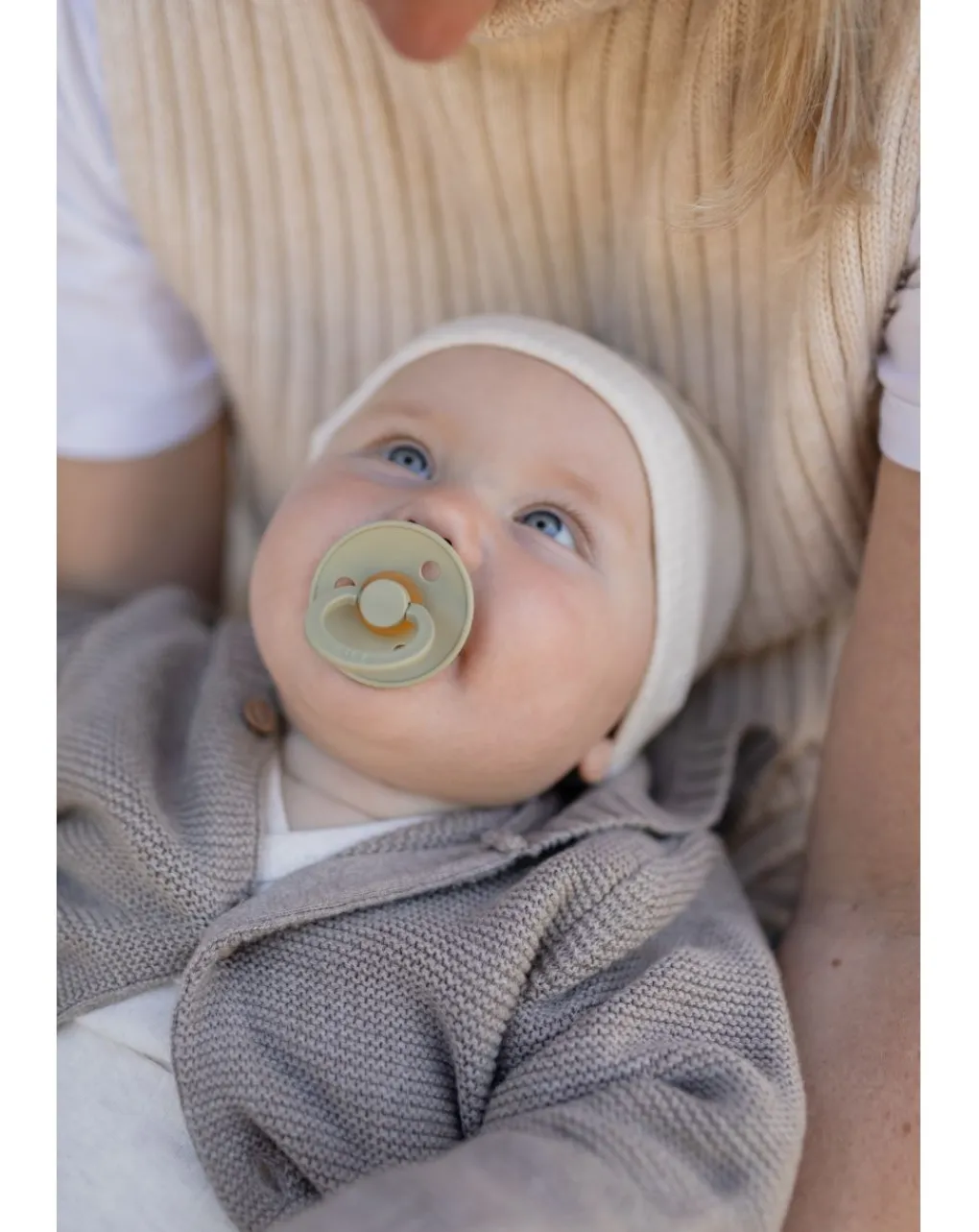 BIBS Succhietti-Set 2 Ciucci Tettarella Tonda In Gomma Naturale 6/18 Mesi - Colore Khaki E Dusty Blue -